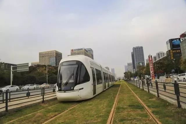 鹽城軌道交通的奇妙之旅，友情、趣事與溫馨時光——鹽城軌道交通最新新聞報道（29日）